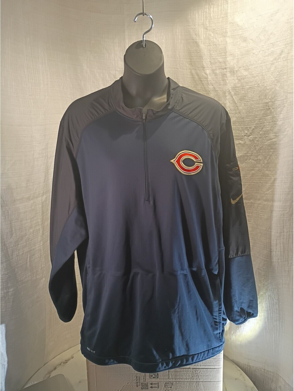 NFL Chicago Bears Long Sleeve Dri Fit Quarter-Zip Pullover Jacket 3XL Used